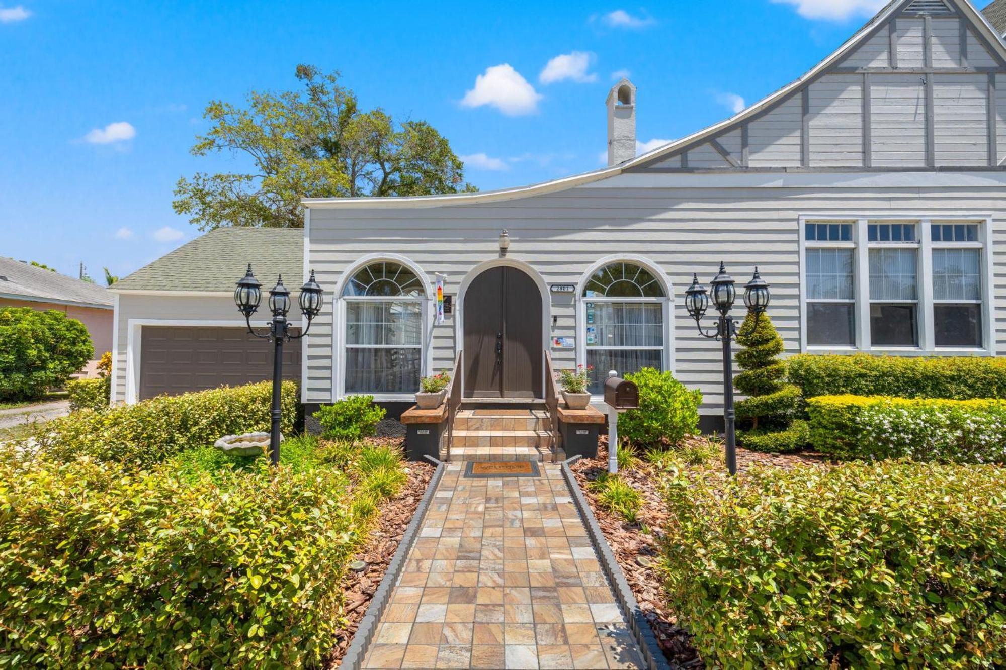 The Kenwood Gables Bed and Breakfast St. Petersburg Exteriör bild